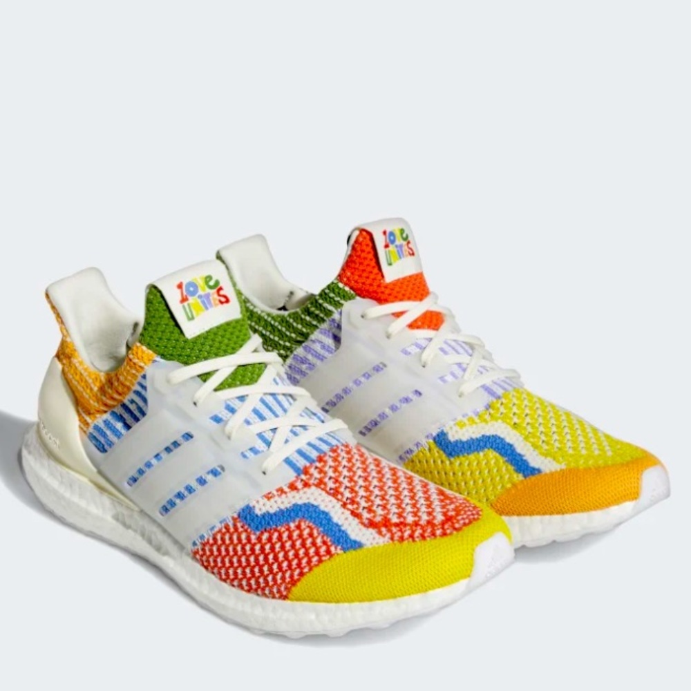 Adidas Ultraboost 5.0 DNA shoes Love Unites
